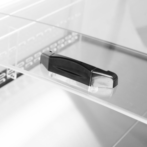 TEFCOLD Hladnjak sa staklenim vratima 190 L - Praktičan i Učinkovit