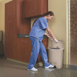 Koš za smeće s pedalom Slim Jim Beige - 30L - Rubbermaid