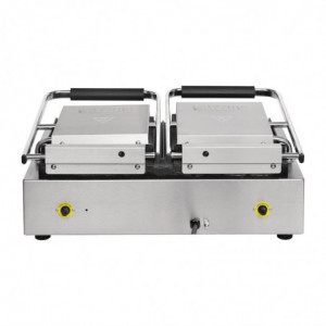 Roštilj s dvostrukim kontaktom, glatka površina lijevo/utorana površina desno - Buffalo