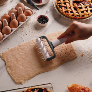 Roulette Pique-Pâte Polipropilen - L 195 mm | Lacor